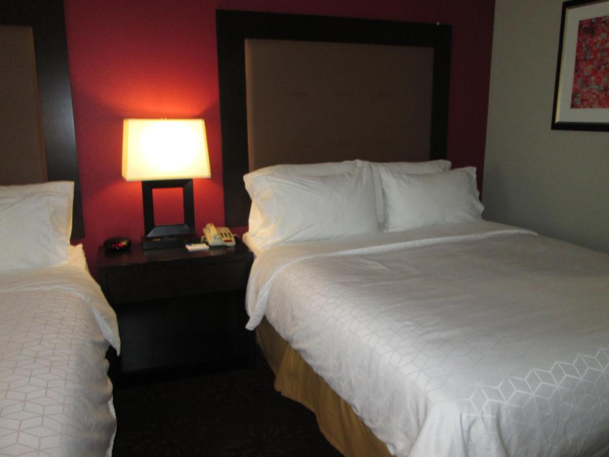 Holiday Inn Express Cloverdale - Greencastle By Ihg Eksteriør bilde