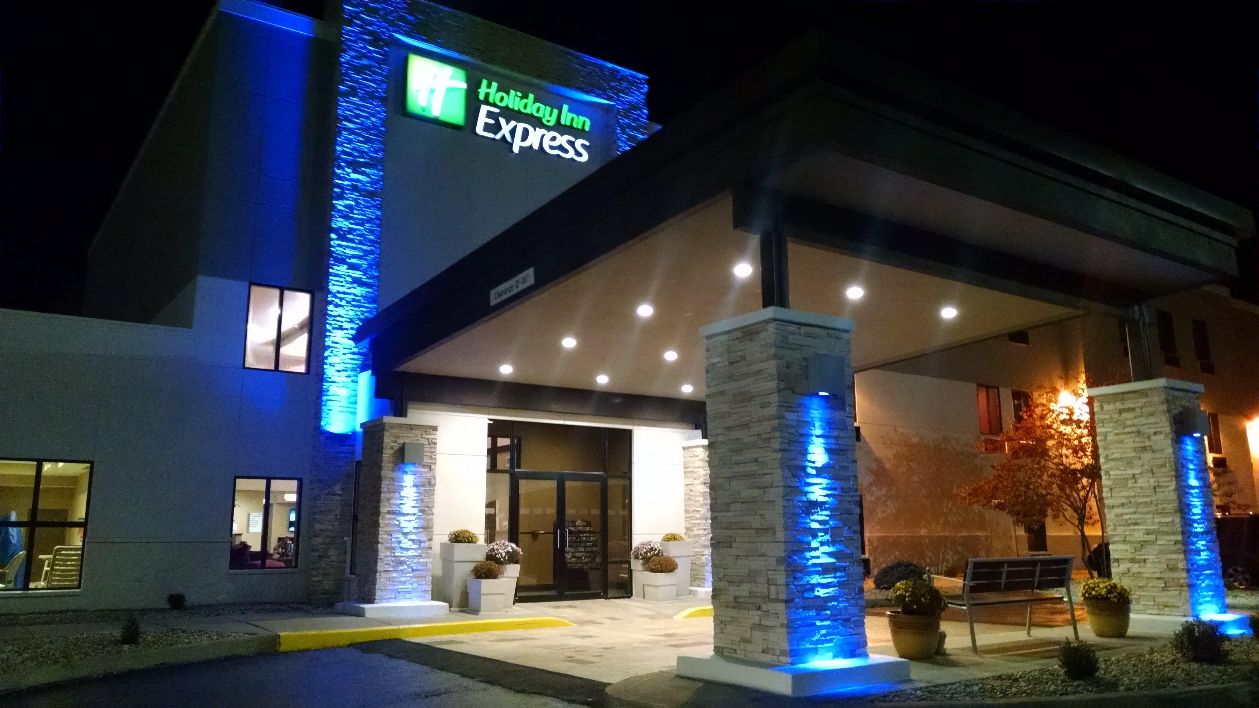 Holiday Inn Express Cloverdale - Greencastle By Ihg Eksteriør bilde