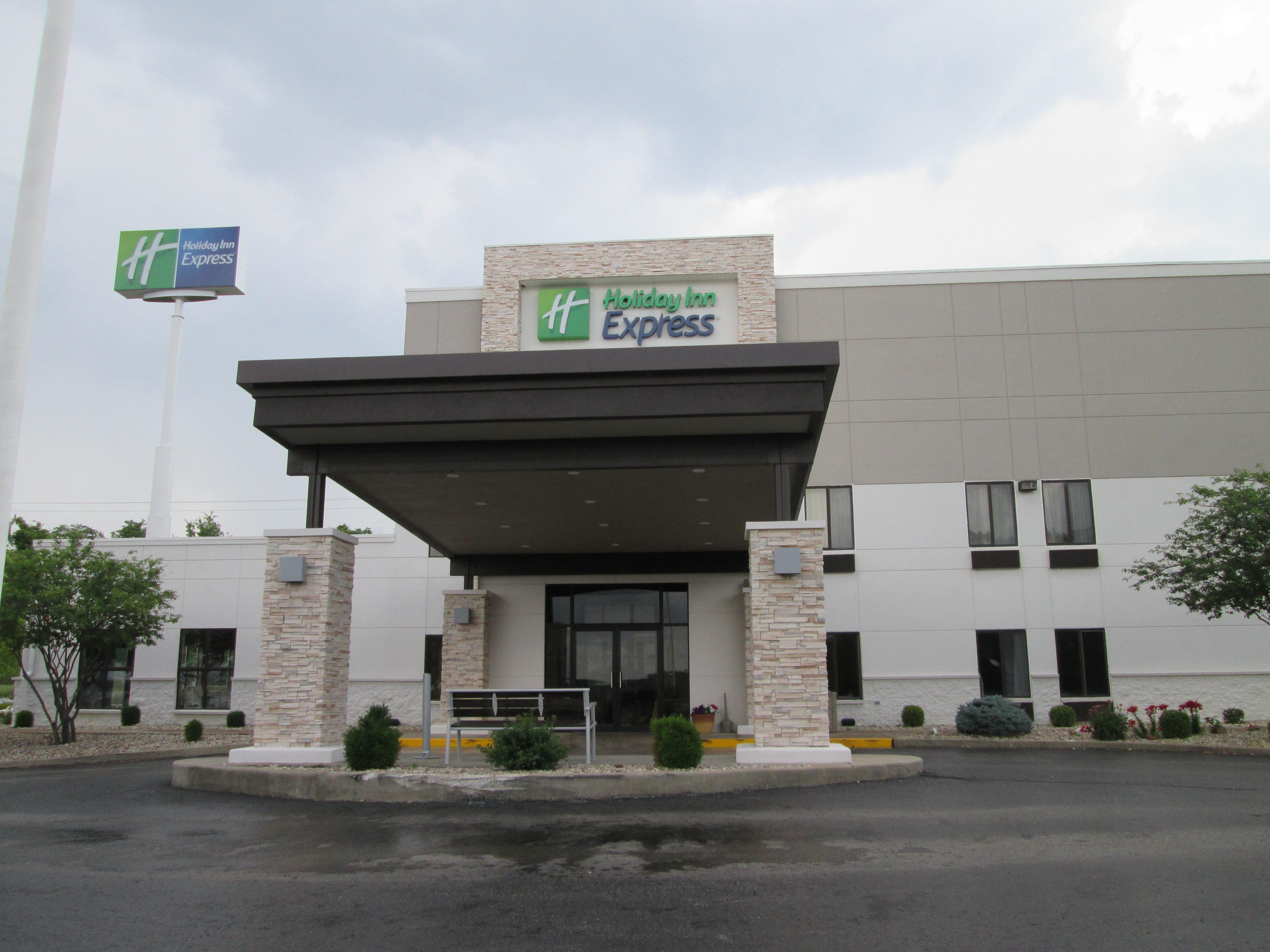 Holiday Inn Express Cloverdale - Greencastle By Ihg Eksteriør bilde