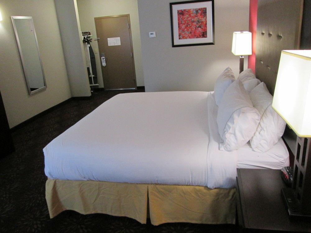 Holiday Inn Express Cloverdale - Greencastle By Ihg Eksteriør bilde