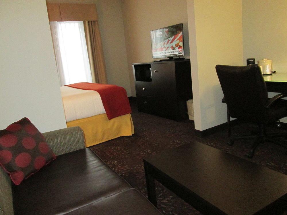 Holiday Inn Express Cloverdale - Greencastle By Ihg Eksteriør bilde