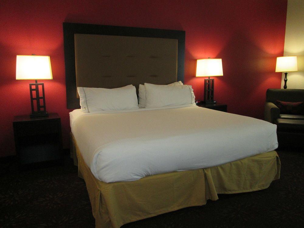 Holiday Inn Express Cloverdale - Greencastle By Ihg Eksteriør bilde